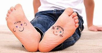 παιδικά πόδια, ζωγραφία